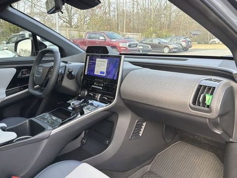 Certified 2024 Subaru Solterra Touring w/ Touring Package image 27