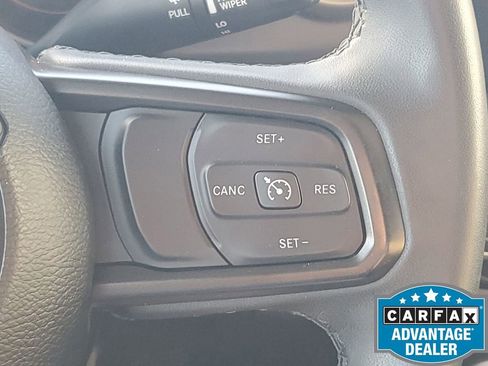 Used 2023 Jeep Gladiator Sport image 36