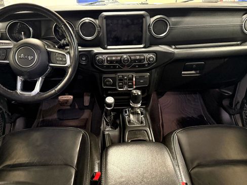 Used 2021 Jeep Wrangler Unlimited Sahara w/ Cold Weather Group image 9