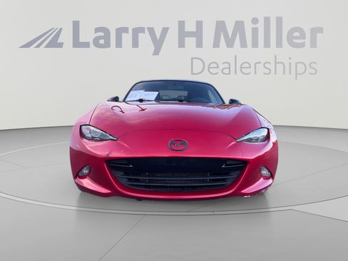Used 2016 MAZDA MX-5 Miata Sport RWD image 8