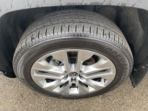 Used 2025 Toyota RAV4 Limited w/ Weather Package image 11