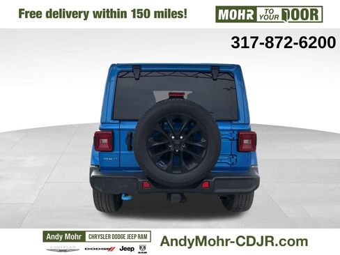 Used 2023 Jeep Wrangler Unlimited Sahara w/ Cold Weather Group image 6