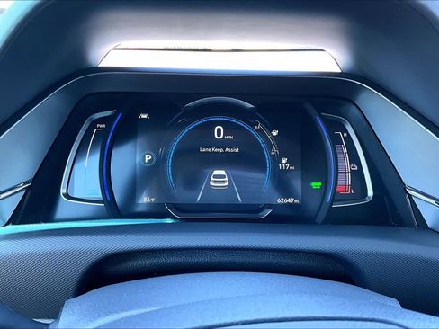 Used 2021 Hyundai Ioniq Limited FWD image 25