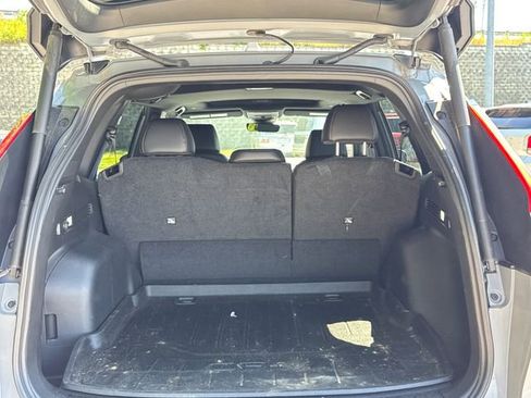 Used 2025 Nissan Rogue S AWD/4WD image 12