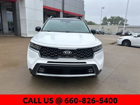 Used 2021 Kia Sorento EX w/ EX AWD X-Line Package image 3