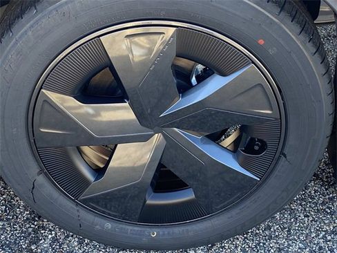 New 2026 Toyota Prius Plug-In Hybrid image 6