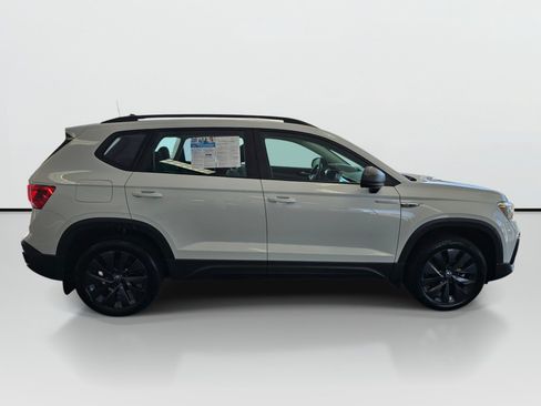 Used 2023 Volkswagen Taos S w/ Driver Assistance Package FWD image 2
