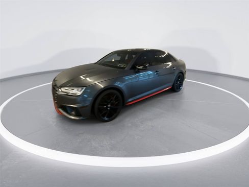 Used 2019 Audi S4 Prestige w/ Prestige Package AWD/4WD image 3