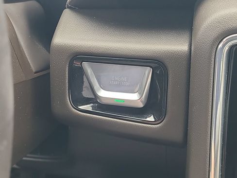Used 2025 GMC Yukon Elevation w/ Technology Package AWD/4WD image 22