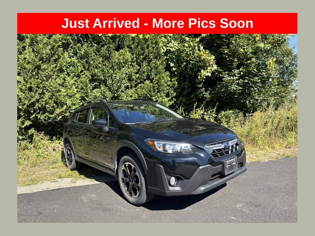 Used 2022 Subaru Crosstrek 2.0i Premium AWD/4WD image 1