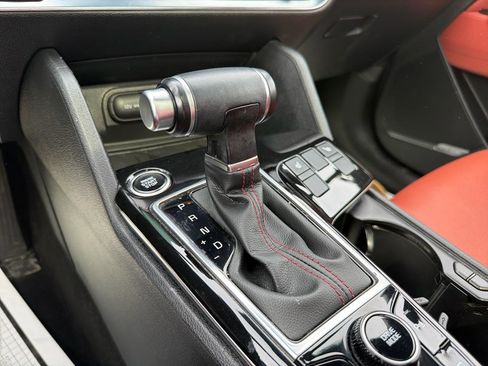 Used 2023 Kia Sportage SX image 23