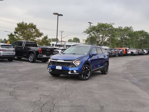 Used 2023 Kia Sportage SX AWD/4WD image 2