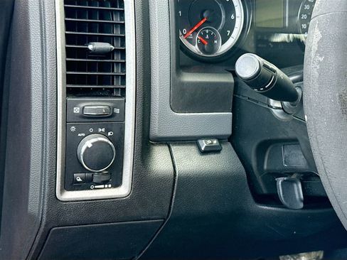 Used 2017 RAM 1500 Tradesman RWD image 11