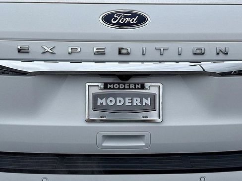 Used 2024 Ford Expedition Max Limited image 25