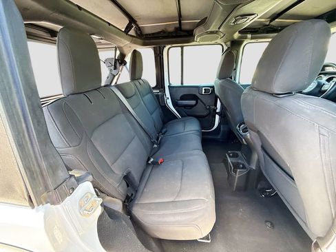 Used 2023 Jeep Wrangler Sport image 31