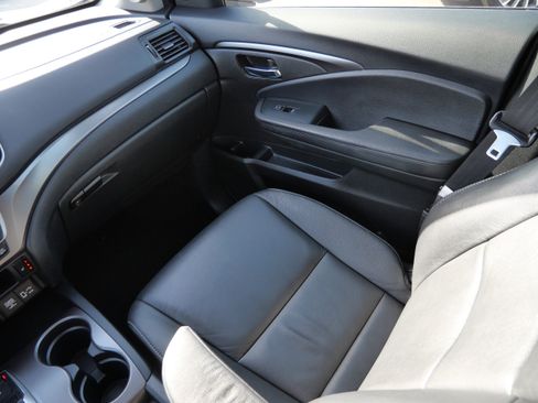 Used 2022 Honda Pilot EX-L image 11