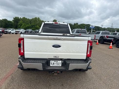 Used 2024 Ford F450 Lariat w/ Lariat Ultimate Package AWD/4WD image 12