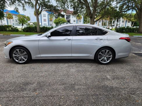 Used 2018 Genesis G80 3.8 RWD image 10
