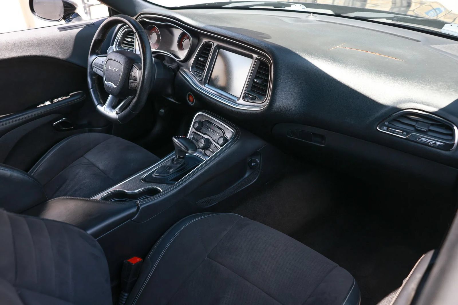 Used 2015 Dodge Challenger SRT Hellcat RWD image 23