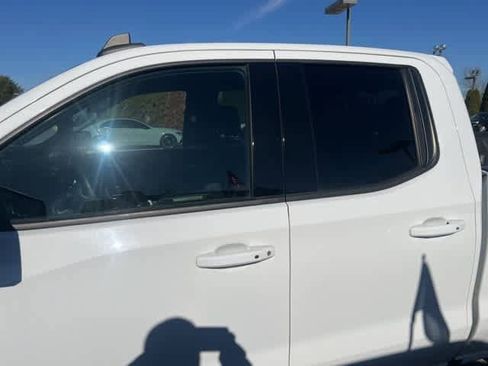 Used 2022 GMC Sierra 1500 Elevation image 7