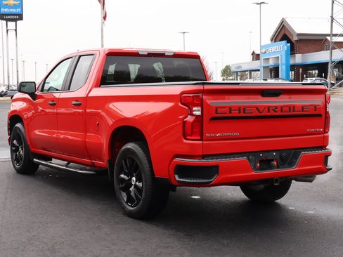 Used 2019 Chevrolet Silverado 1500 Custom w/ Infotainment Package image 6