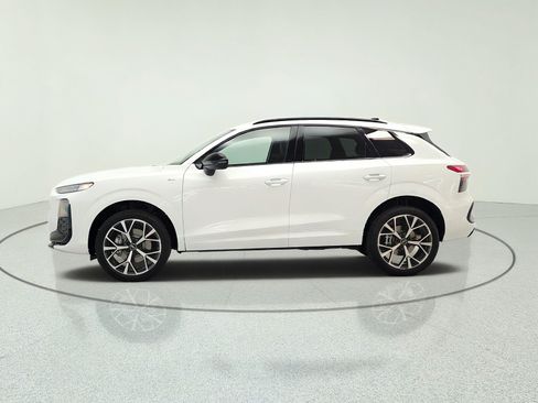 New 2026 Audi Q3 quattro 2.0T AWD/4WD image 8