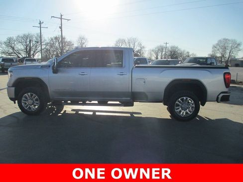 Used 2022 GMC Sierra 3500 Denali image 12