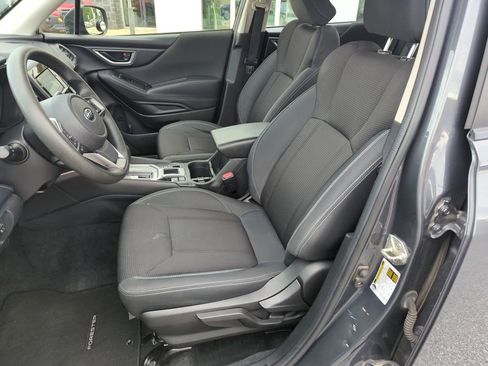 Used 2021 Subaru Forester AWD/4WD image 12
