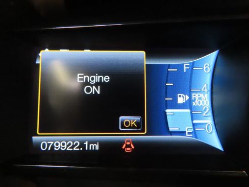 Used 2016 Ford Explorer XLT w/ Equipment Group 202A AWD/4WD image 16