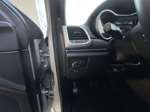 Used 2018 Jeep Grand Cherokee Limited RWD image 19