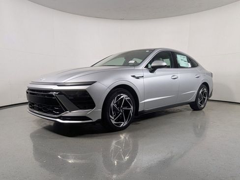 New 2026 Hyundai Sonata SEL image 3