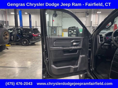 Certified 2026 RAM 2500 Big Horn AWD/4WD image 42