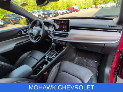 Used 2026 Jeep Compass Limited AWD/4WD image 28
