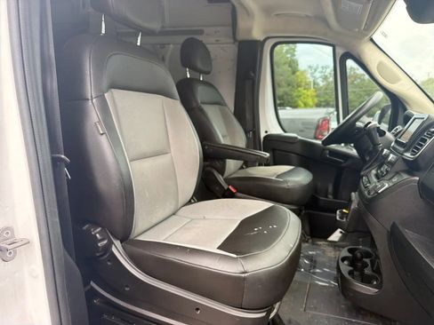 Used 2024 RAM ProMaster 2500 w/ Quick Order Package 22G SLT FWD image 14