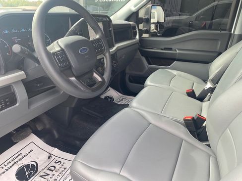 Used 2024 Ford F350 XL w/ XL Chrome Package image 6