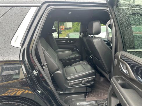 Used 2022 GMC Yukon Denali AWD/4WD image 16