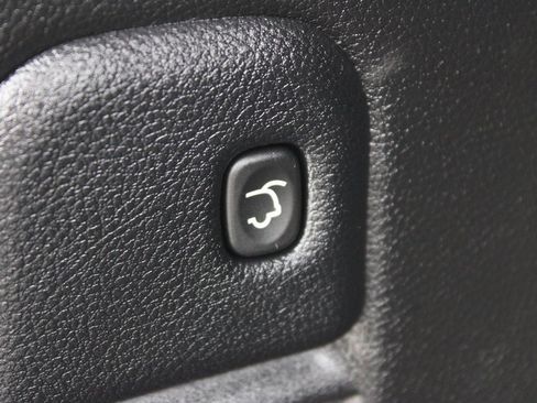 Used 2022 Jeep Grand Cherokee Laredo X image 28