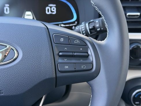 New 2026 Hyundai Venue SEL image 17