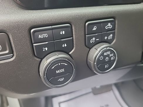 Certified 2022 Chevrolet Silverado 1500 LTZ w/ LTZ Convenience Package II image 23