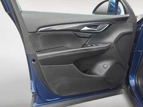 Used 2023 Buick Envision Essence FWD image 16