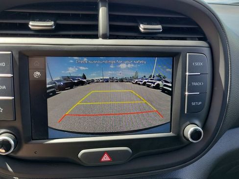 Used 2025 Kia Soul LX FWD image 25