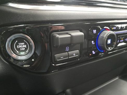 New 2026 Chevrolet Silverado 2500 LTZ w/ LTZ Premium Package image 16