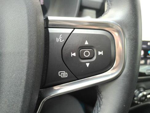 Used 2022 Volvo C40 P8 Recharge Ultimate image 36