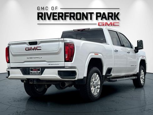 Used 2020 GMC Sierra 3500 Denali w/ Denali Ultimate Package image 3