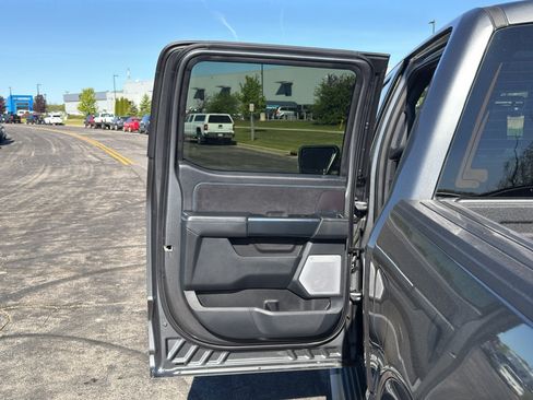 Used 2025 Ford F150 Platinum AWD/4WD image 37