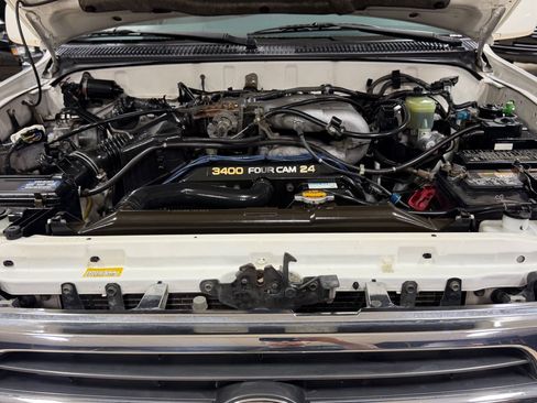 Used 2000 Toyota 4Runner SR5 w/ Upgrade Value Pkg 4 AWD/4WD image 29