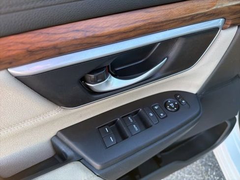 Used 2017 Honda CR-V EX image 12