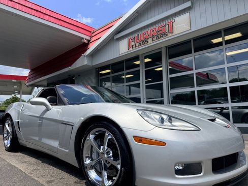 Used 2010 Chevrolet Corvette Grand Sport w/ Preferred Equipment Group RWD image 18