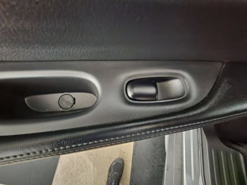 Used 2019 Nissan Rogue SV w/ Premium Package image 24