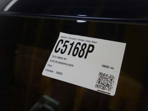 Used 2024 BMW X5 M60i AWD/4WD image 32
